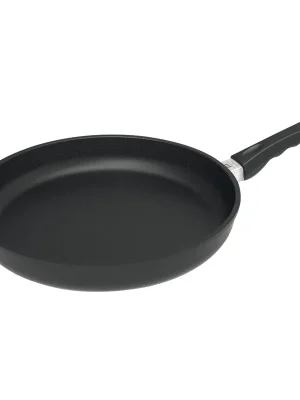 Odeslání Ihned Litinová pánev AMT Gastroguss 32 cm, vhodná na indukci